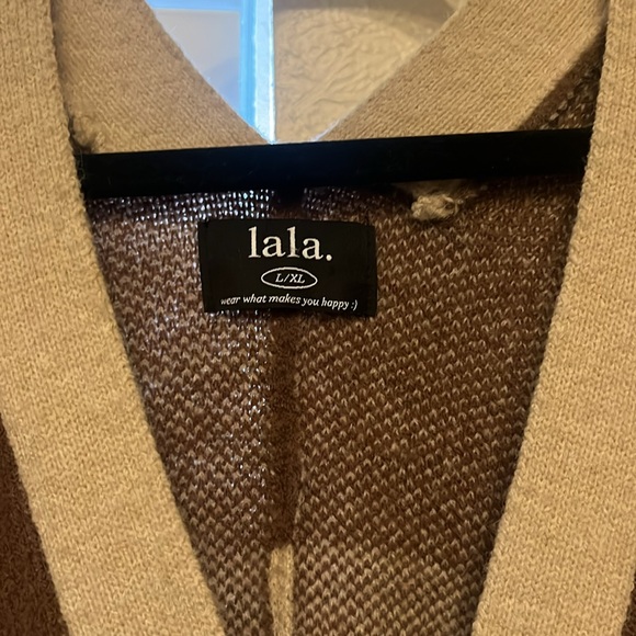 Dressed in Lala Checkered Cardigan - Picture 3 of 6